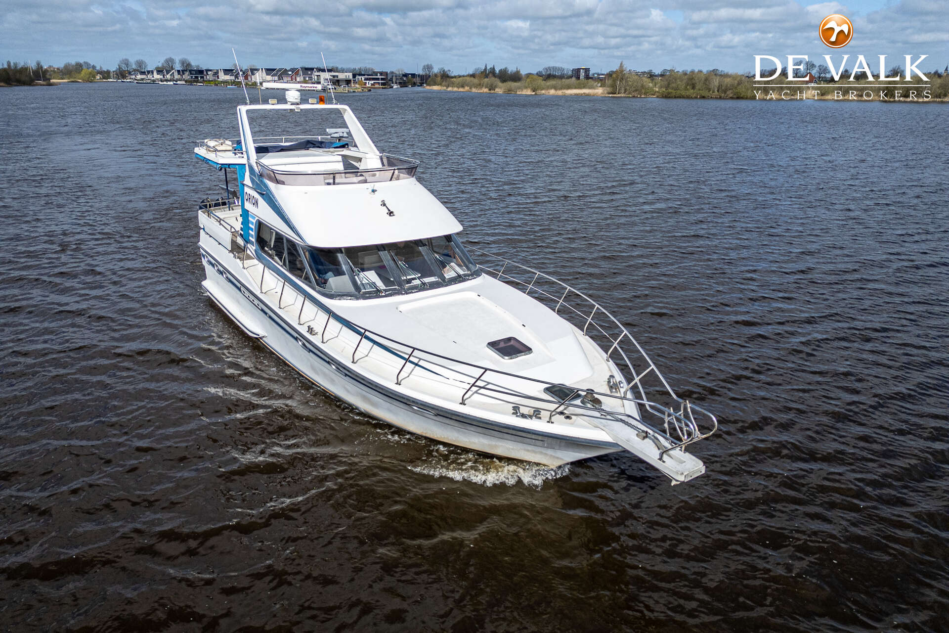 Neptunus 145 Flybridge — foto 3 van 38