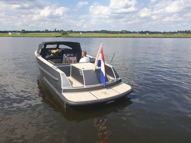 Van Vossen 777 Tender Sport DE GROOTSTE SLOEPENSHOWROOM VAN NEDERLAND — foto 6 van 20