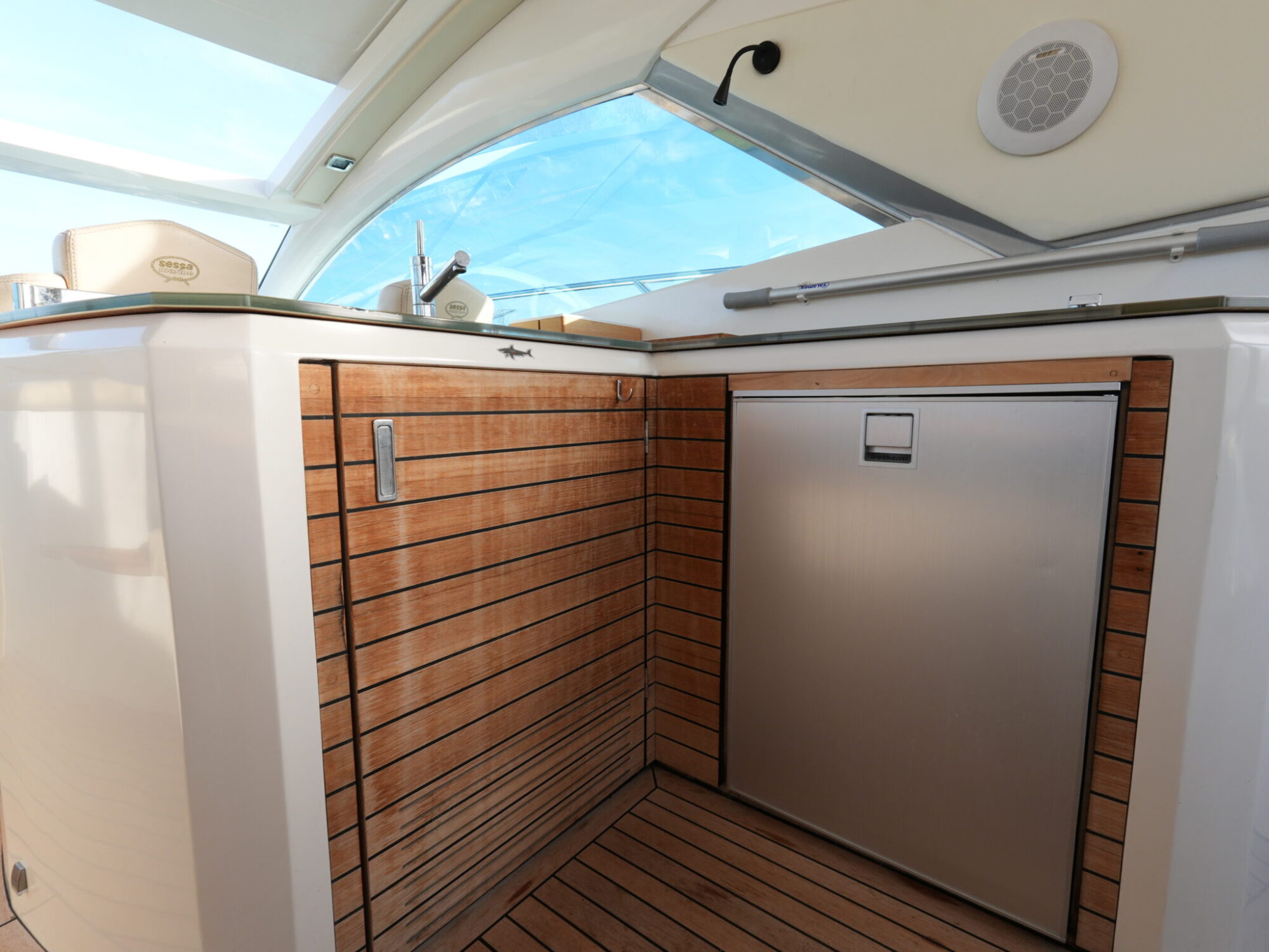 Sessa C46 HT IPS — foto 8 van 52
