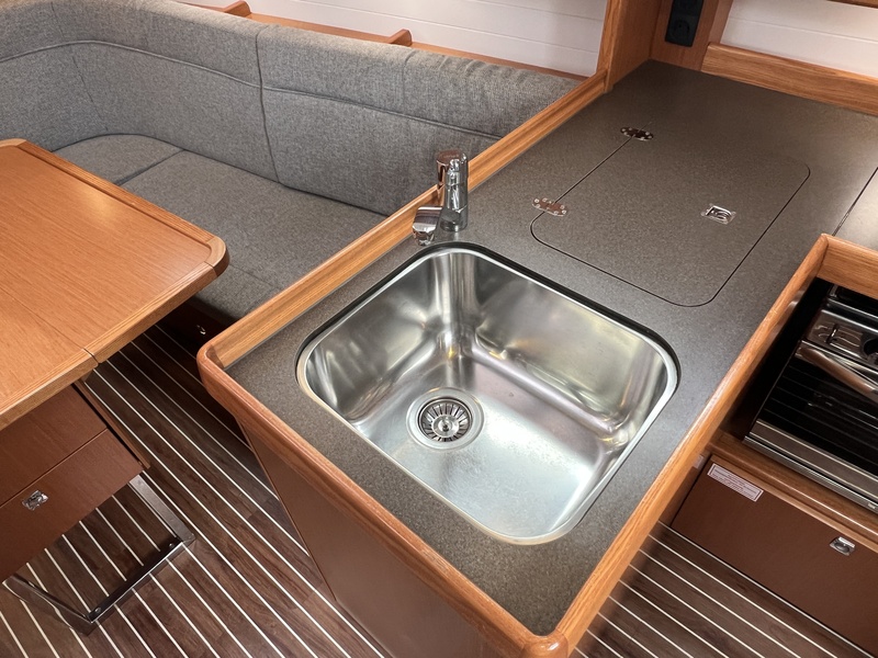 Bavaria Cruiser 34-2 — foto 14 van 47