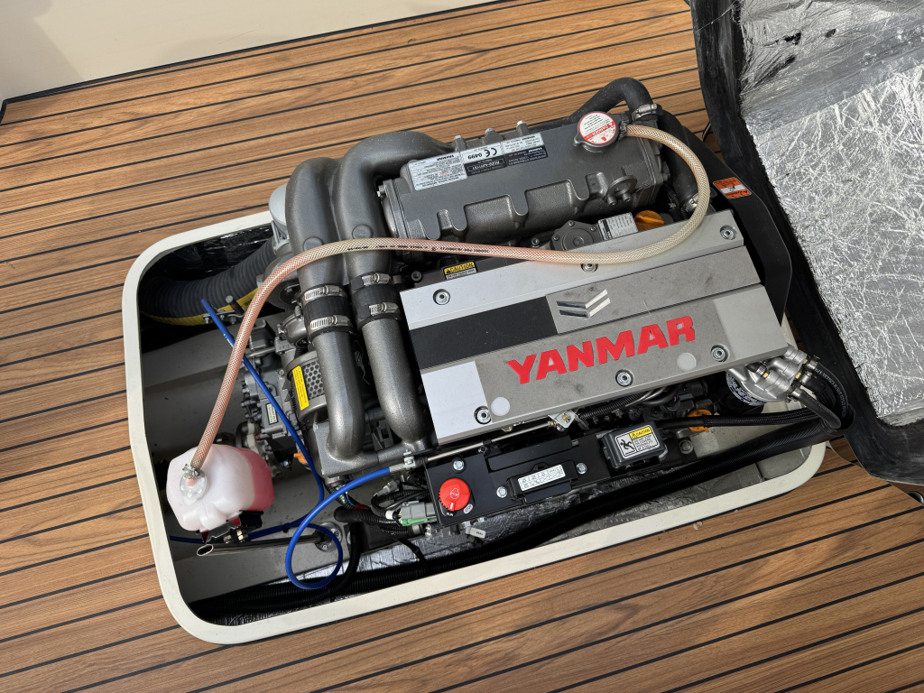Maril 7Nxt met Yanmar 80 pk — foto 10 van 10
