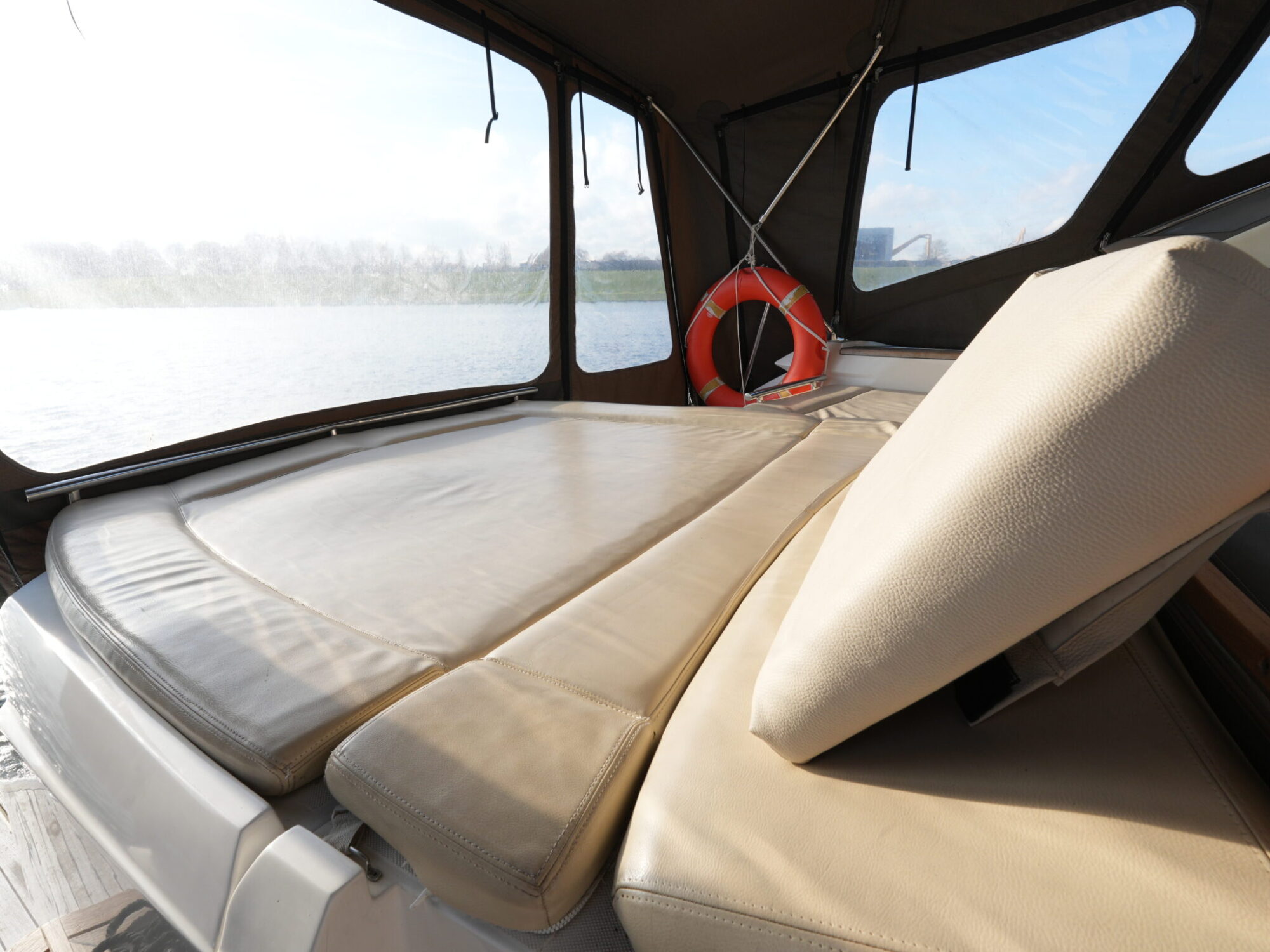 Sessa C46 HT IPS — foto 4 van 52