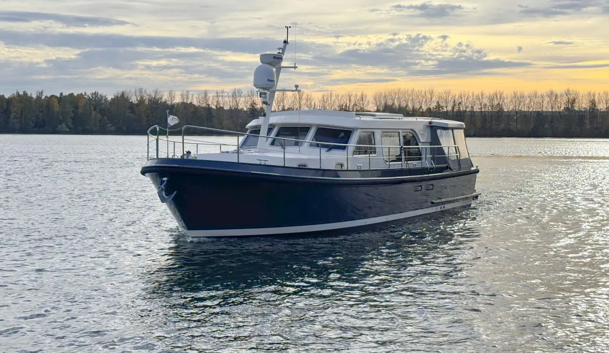 Grand Sturdy 43.9 Sedan — foto 5 van 12