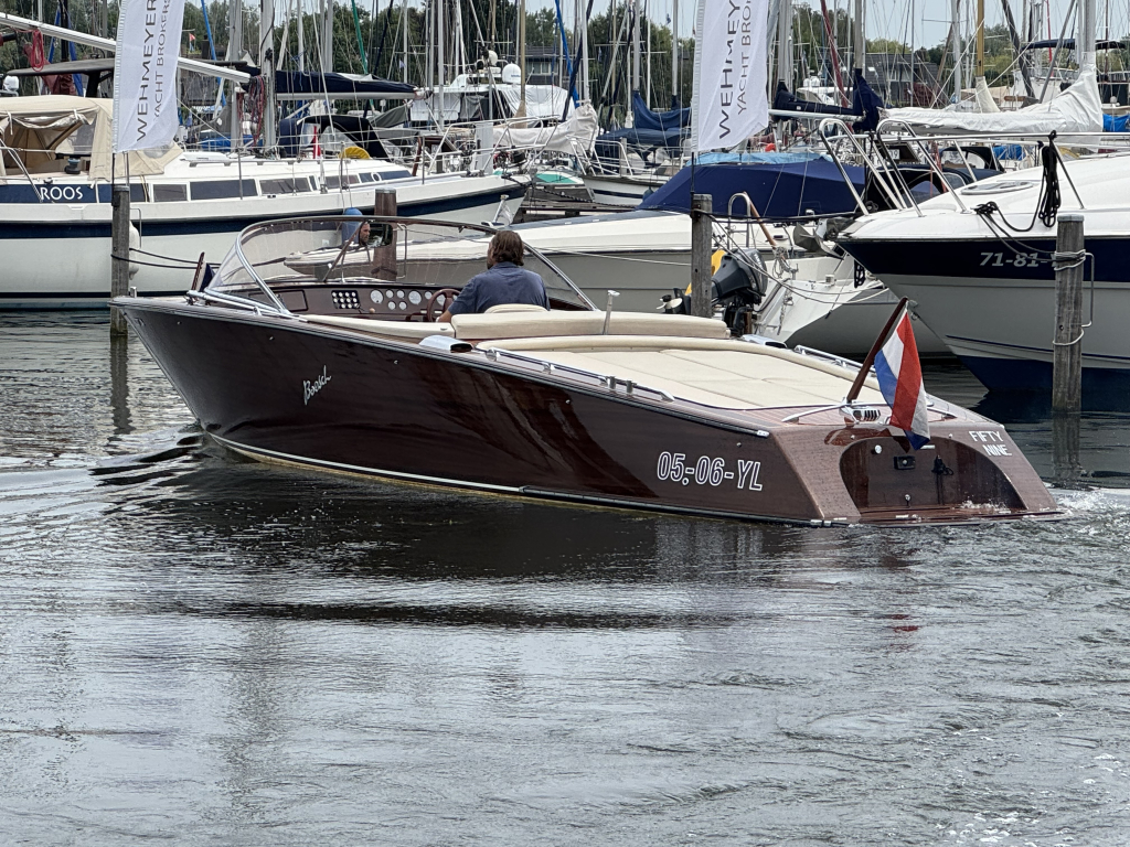 Boesch 750 Portofino De Luxe — foto 22 van 28