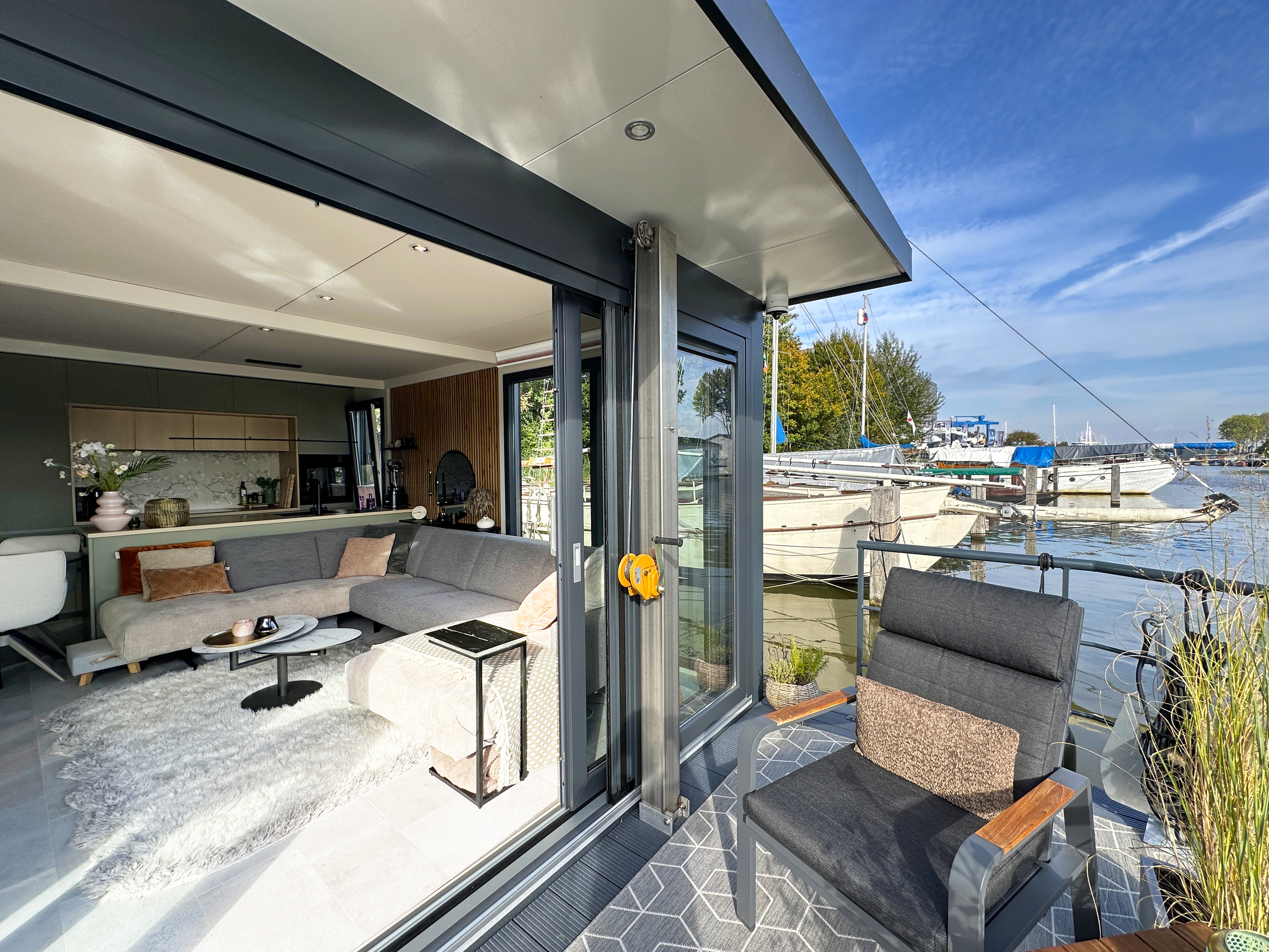 HT-Lofts Houseboat 15m Electric Propulsion — foto 10 van 39