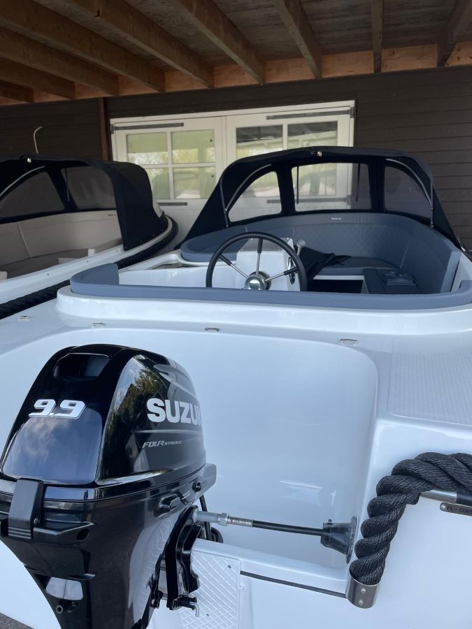 Corsiva 520 New age 9.9pk Suzuki — foto 2 van 6