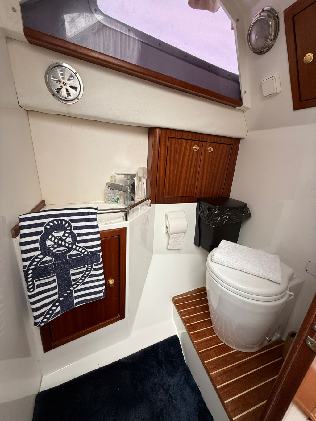Sportcruiser Galeon Flybridge 280 — foto 12 van 22