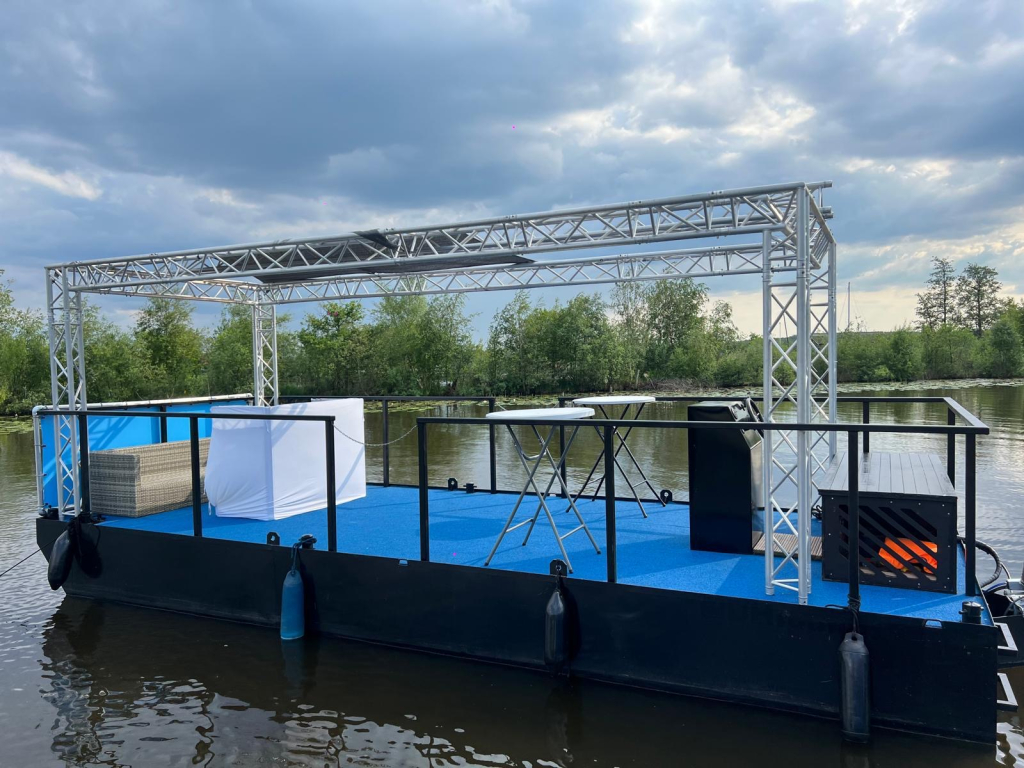 Partyboot Staal Pontoon — foto 15 van 15