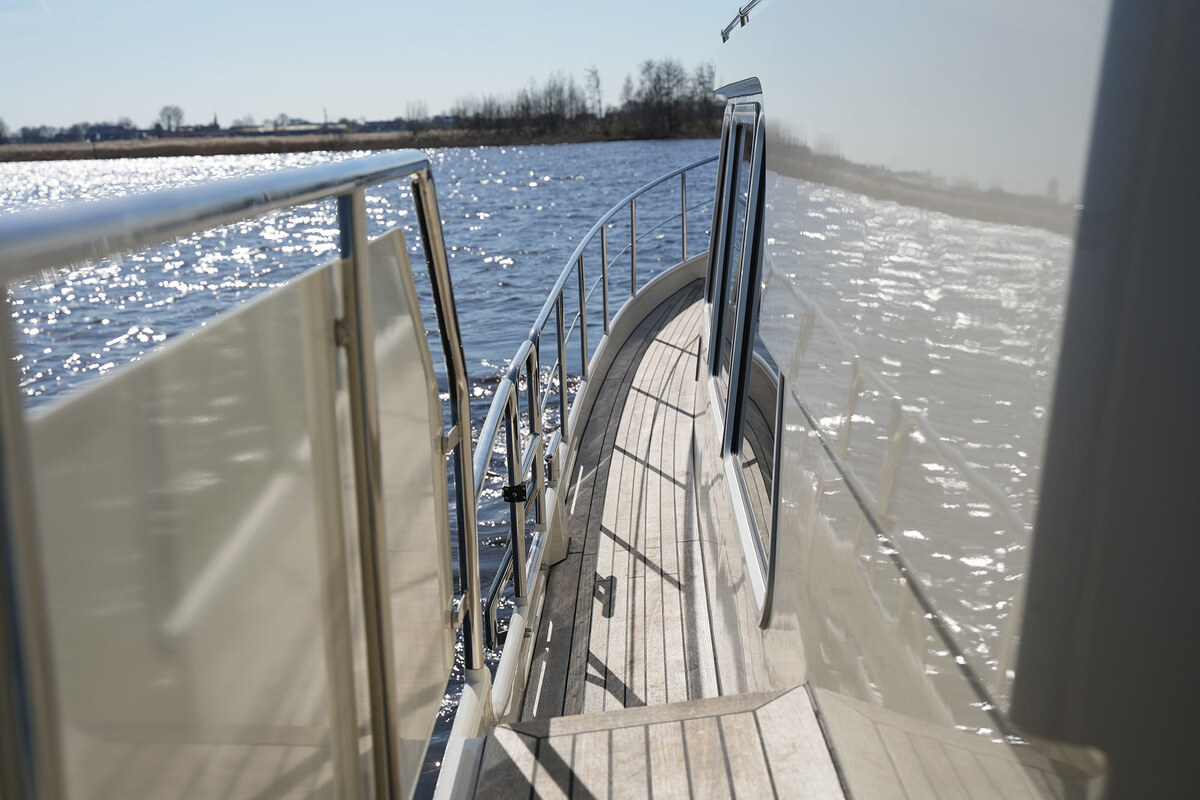 Linssen Grand Sturdy 410 AC Variotop met stabilisator — foto 15 van 79