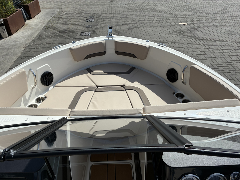 Bayliner V20 — foto 11 van 17
