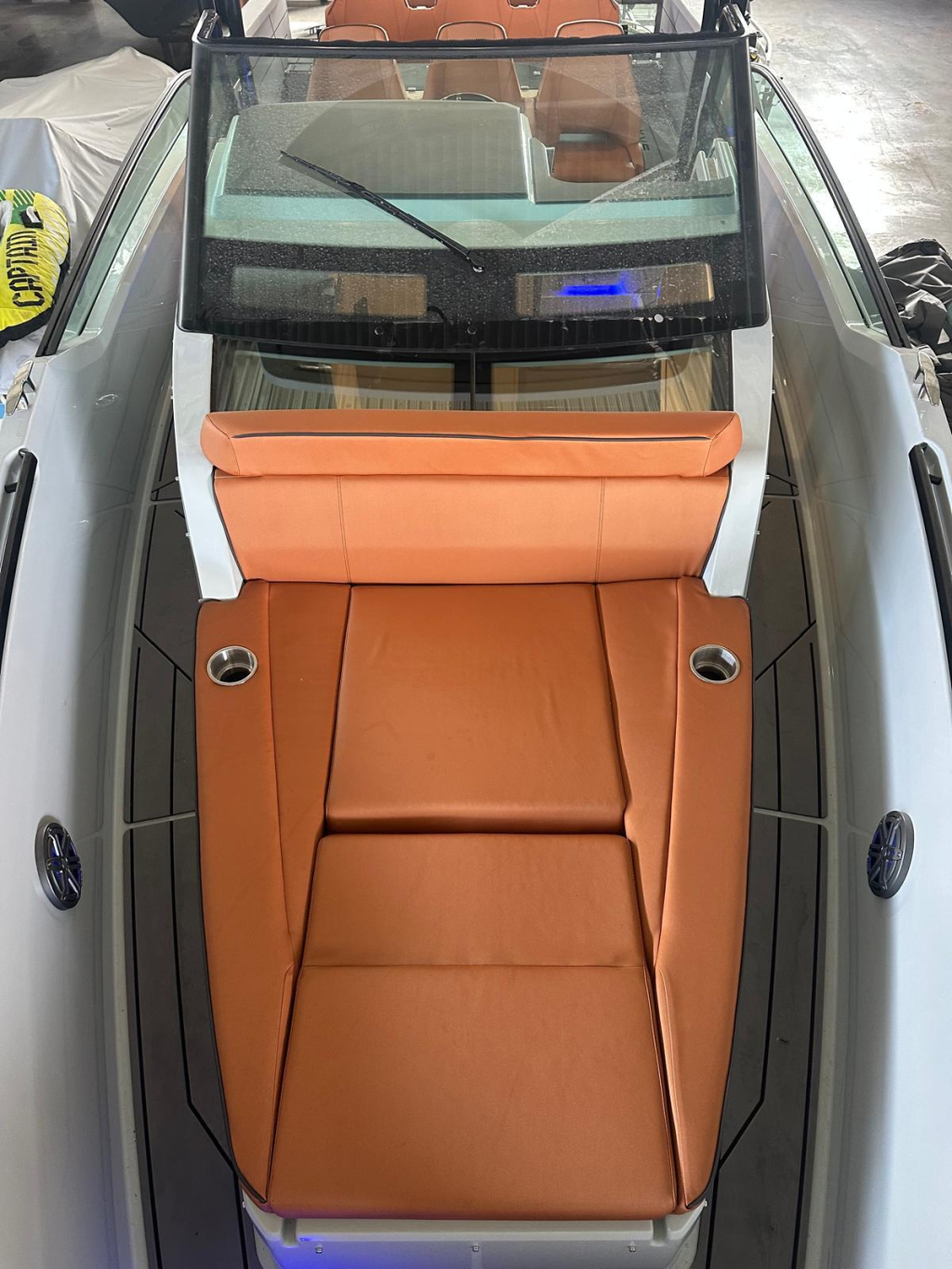 Saxdor 320 GTO — foto 3 van 28