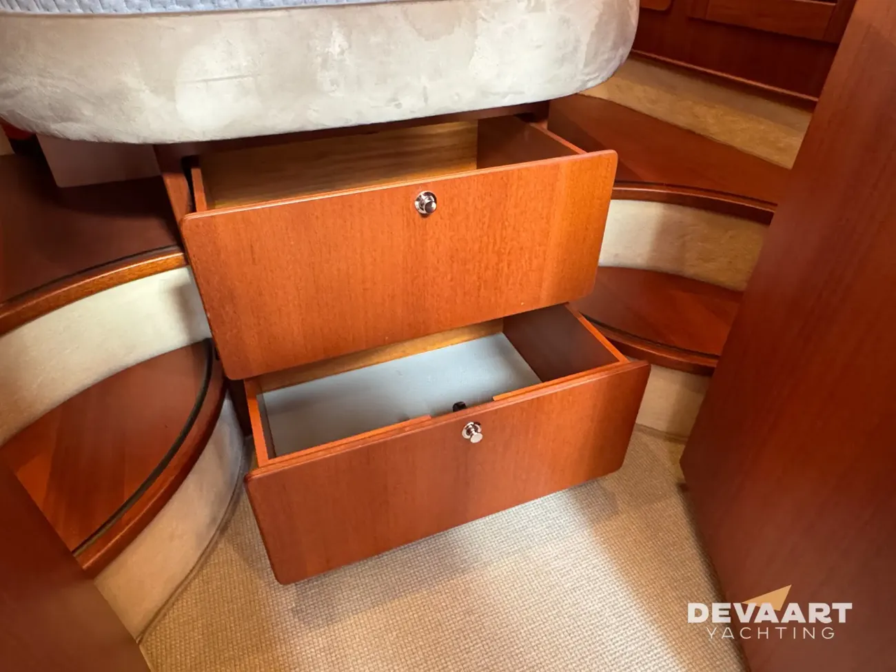 Nimbus 42 Nova — foto 17 van 29