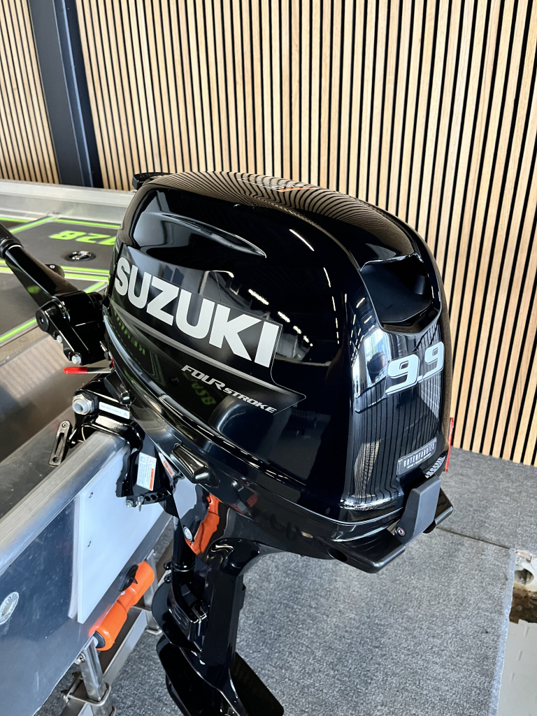 Kerman M428 visboot | Suzuki 9.9PK | VanClaes 750 trailer — foto 12 van 14