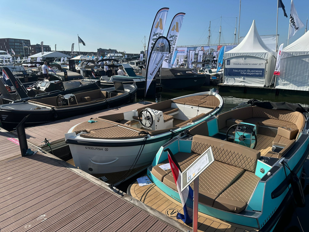 Van Vossen 700 e tender DEMO elektrisch — foto 3 van 6