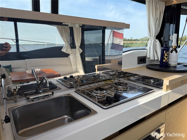 Jeanneau NC37 — foto 12 van 94