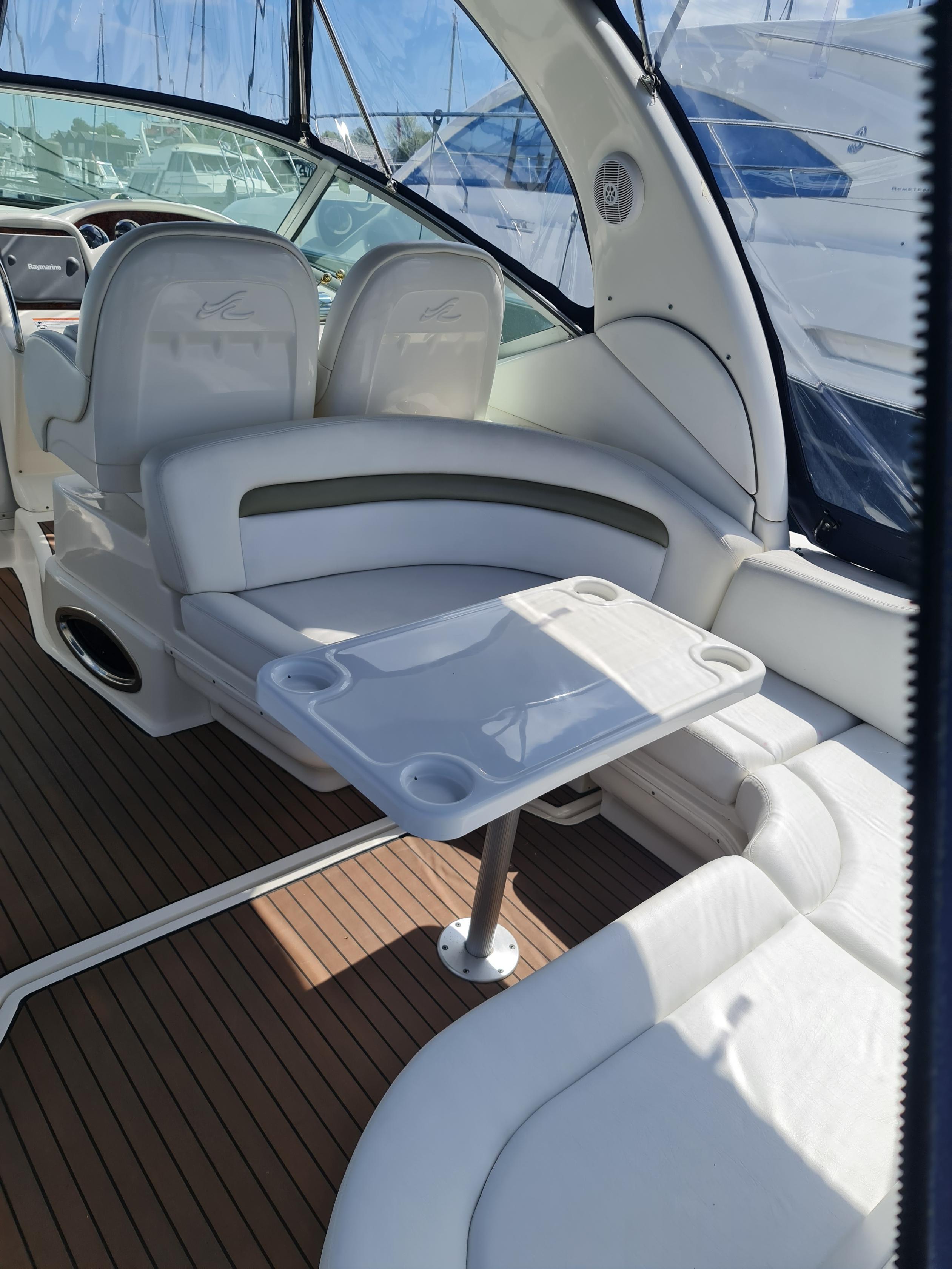 Sea Ray 375 Sundancer — foto 5 van 39