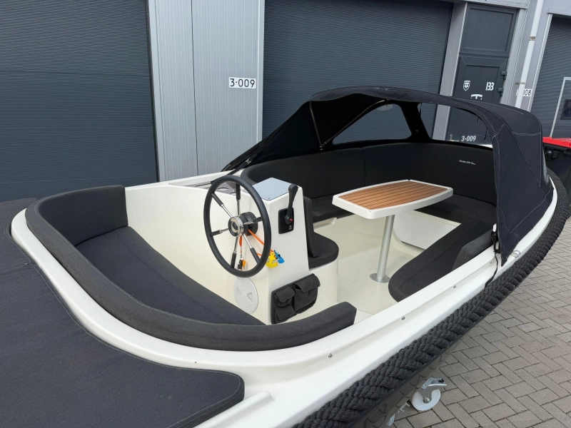 Corsiva 570 — foto 3 van 12