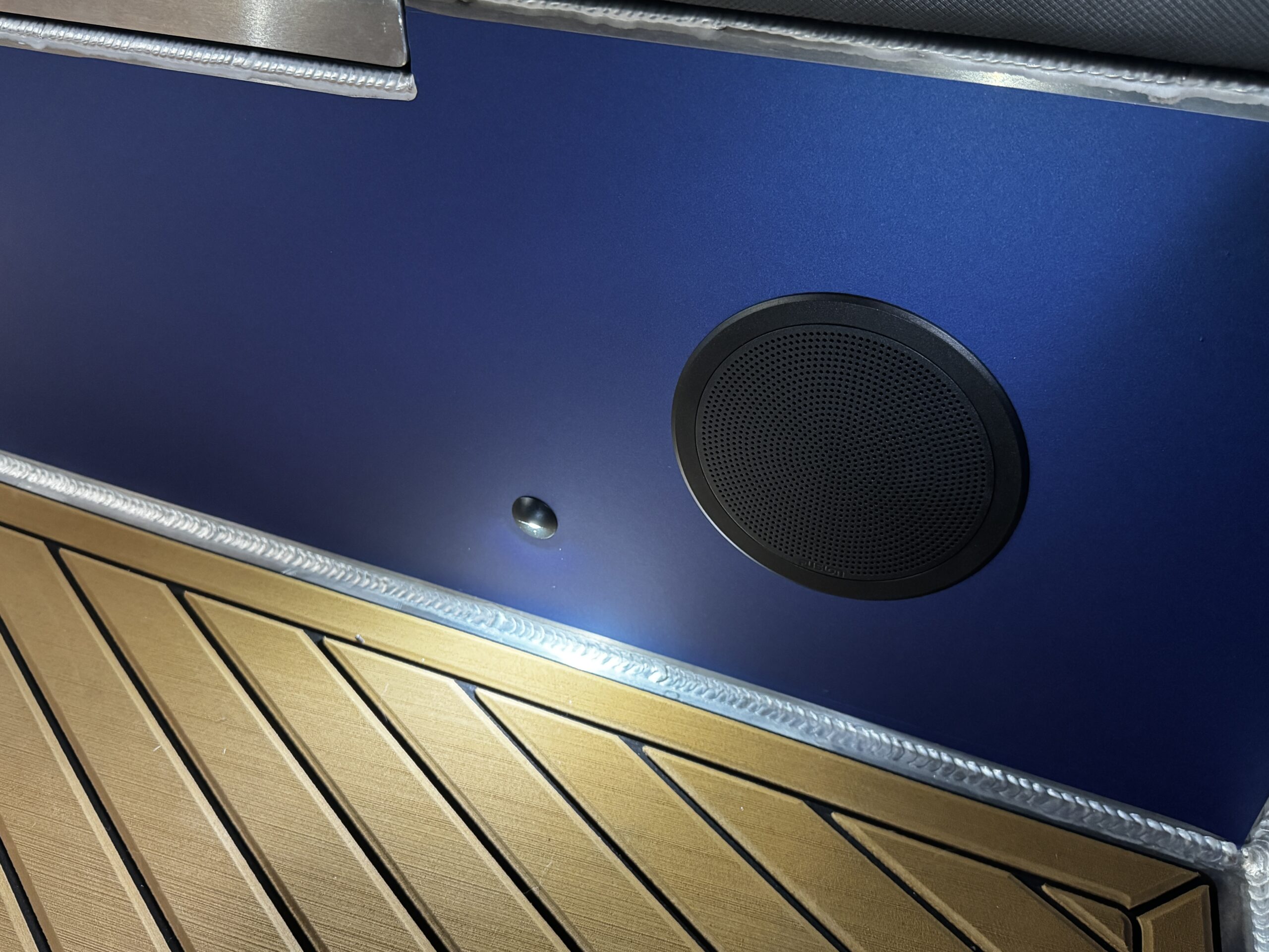 Qualia QT 22 Outboard — foto 18 van 28