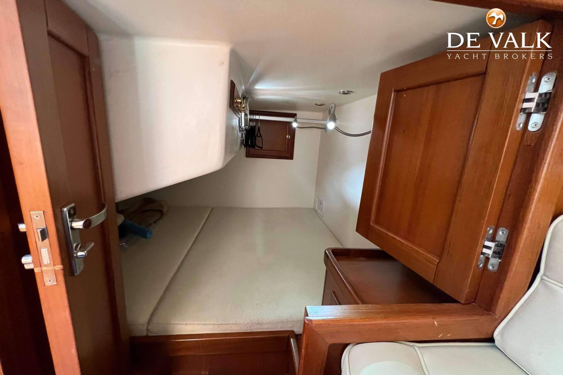 Long Island 40 Runabout — foto 30 van 41
