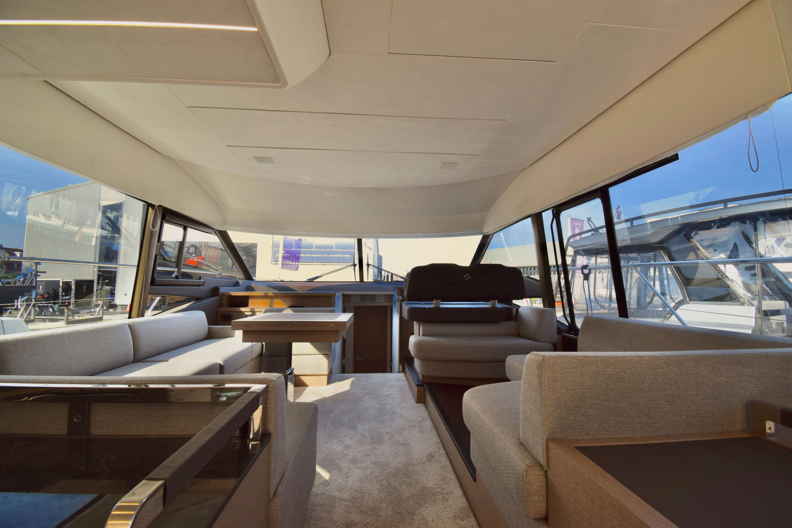 Prestige590 Flybridge #19