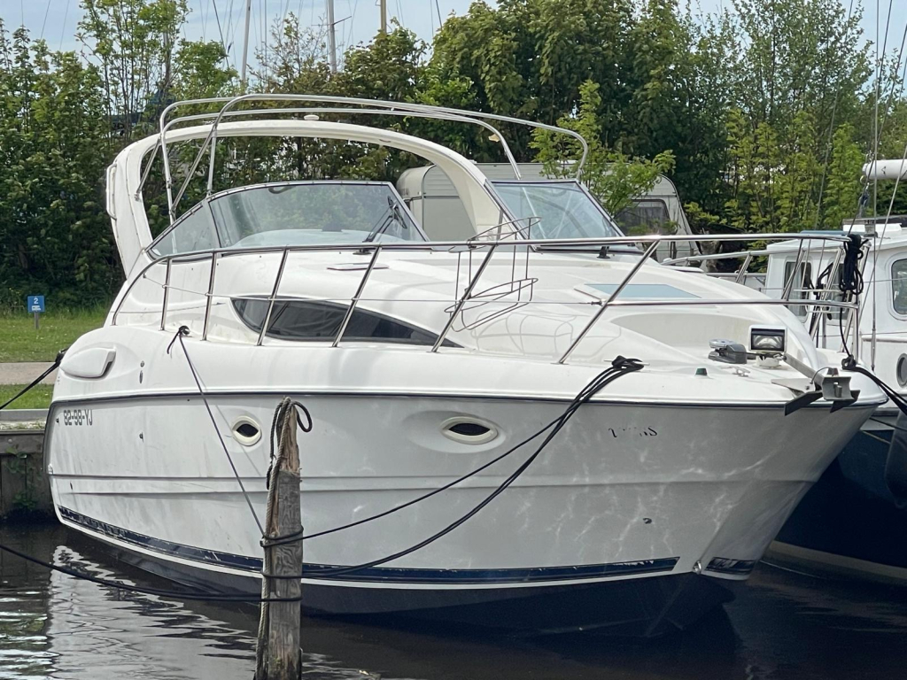 Bayliner 305 Ciera — foto 1 van 35