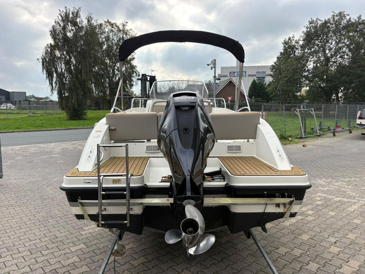 Quicksilver Active 675 — foto 6 van 13
