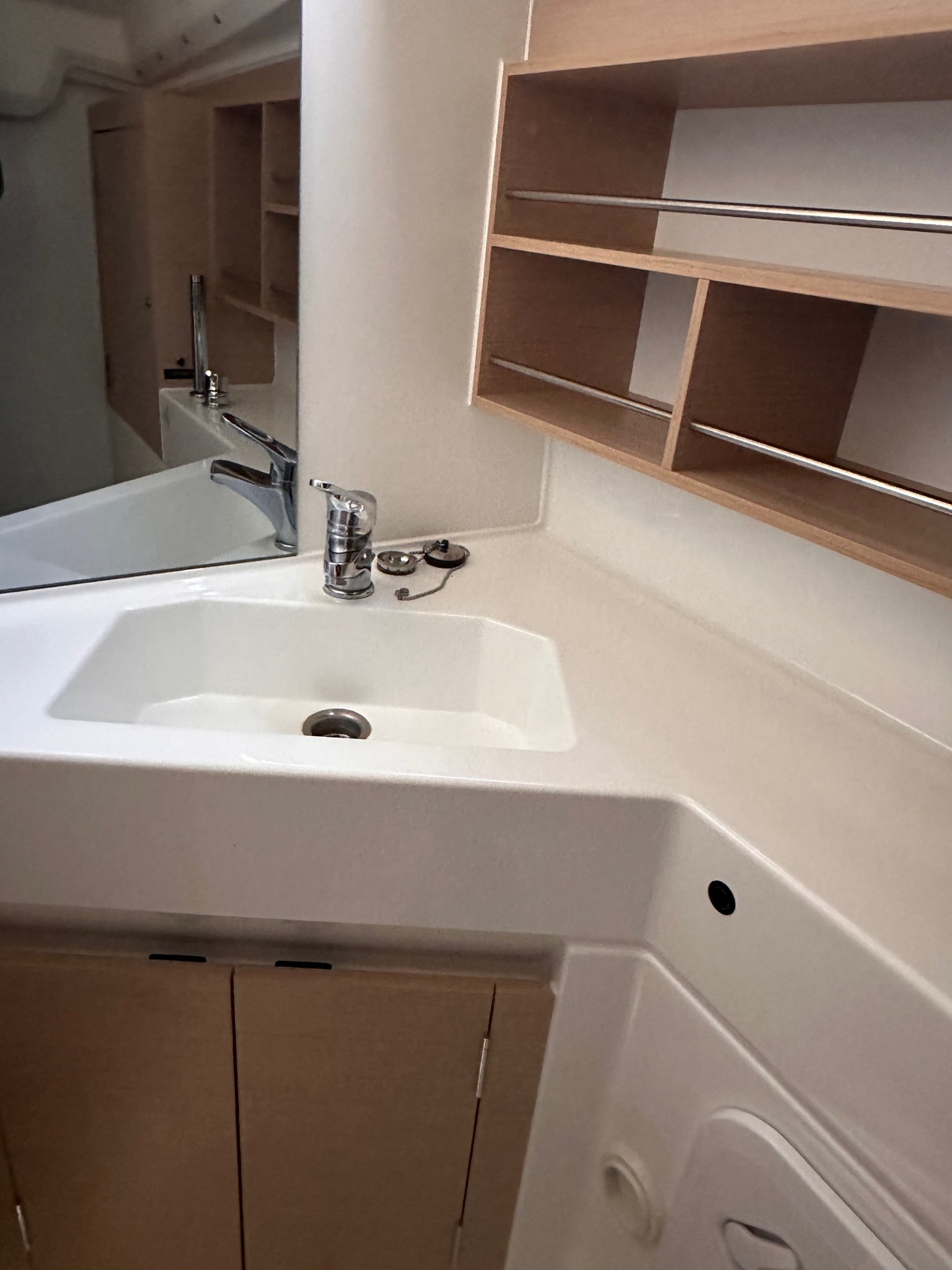 Beneteau Oceanis 30.1 — foto 5 van 7