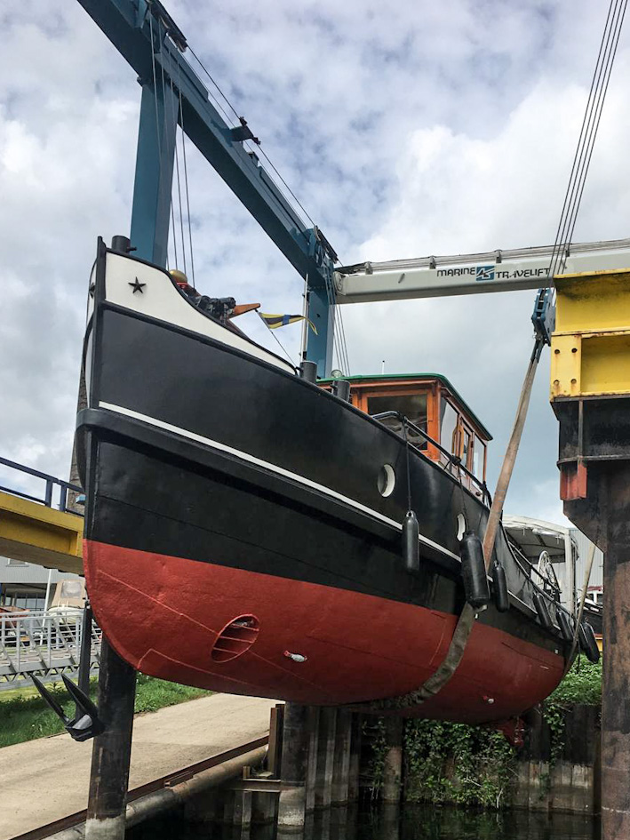 Motorsleepboot Carbon 15.63 met CBB — foto 48 van 48