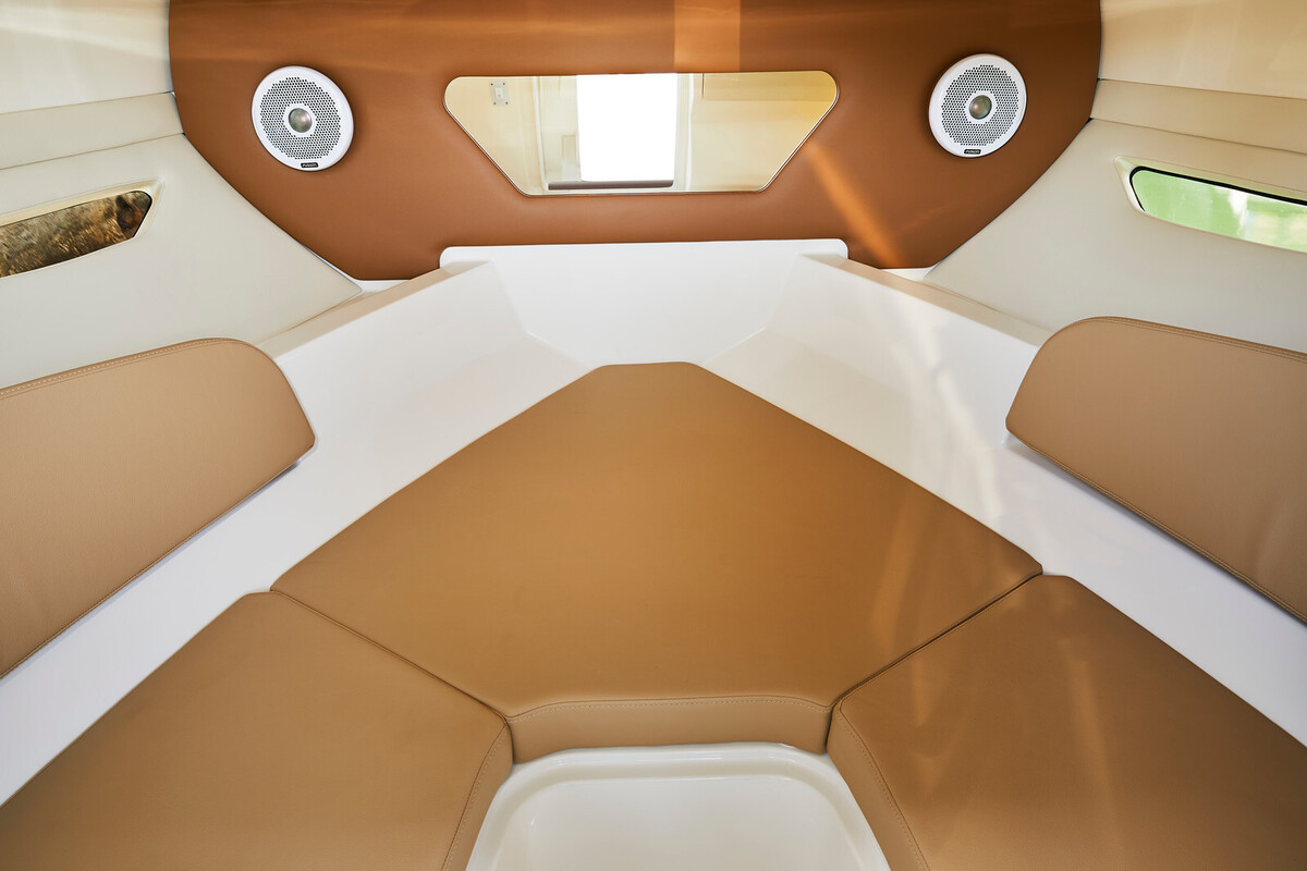 Sea Ray Sun Sport 230 — foto 12 van 13