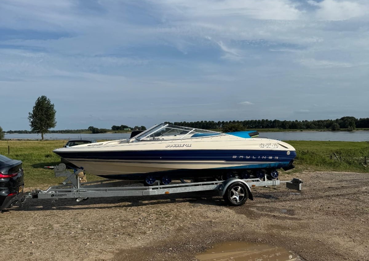 Bayliner 2050 Capri Bowrider — foto 1 van 16