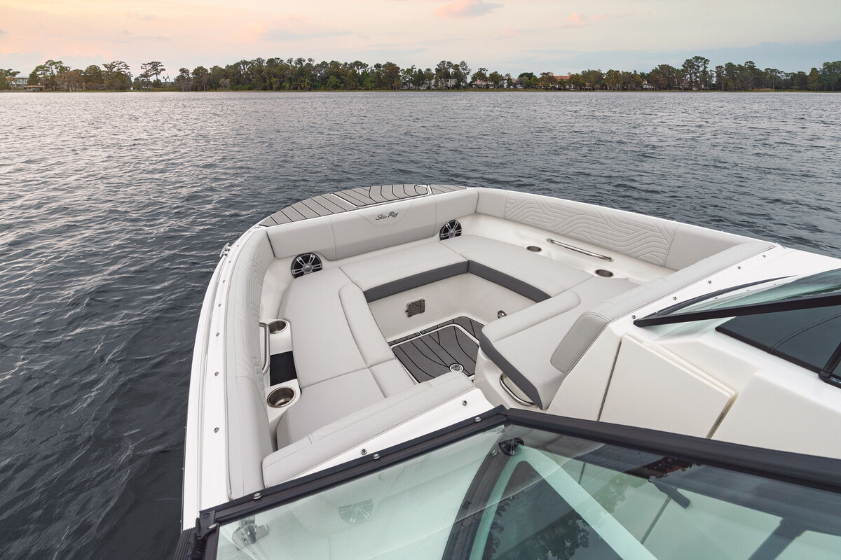 Sea Ray SDX 270 Surf — foto 28 van 43
