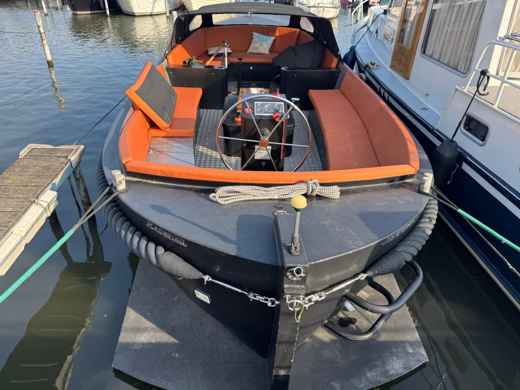 Blackfish 850  — foto 2 van 18