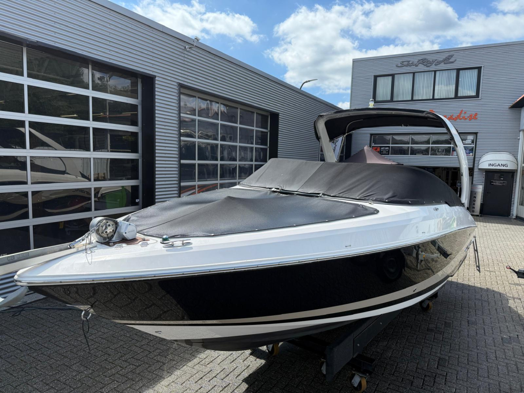 Regal 2500 Bowrider — foto 3 van 29