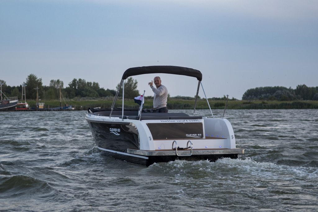 Clever 63 Tender  Anniversary Limited Edition — foto 4 van 4