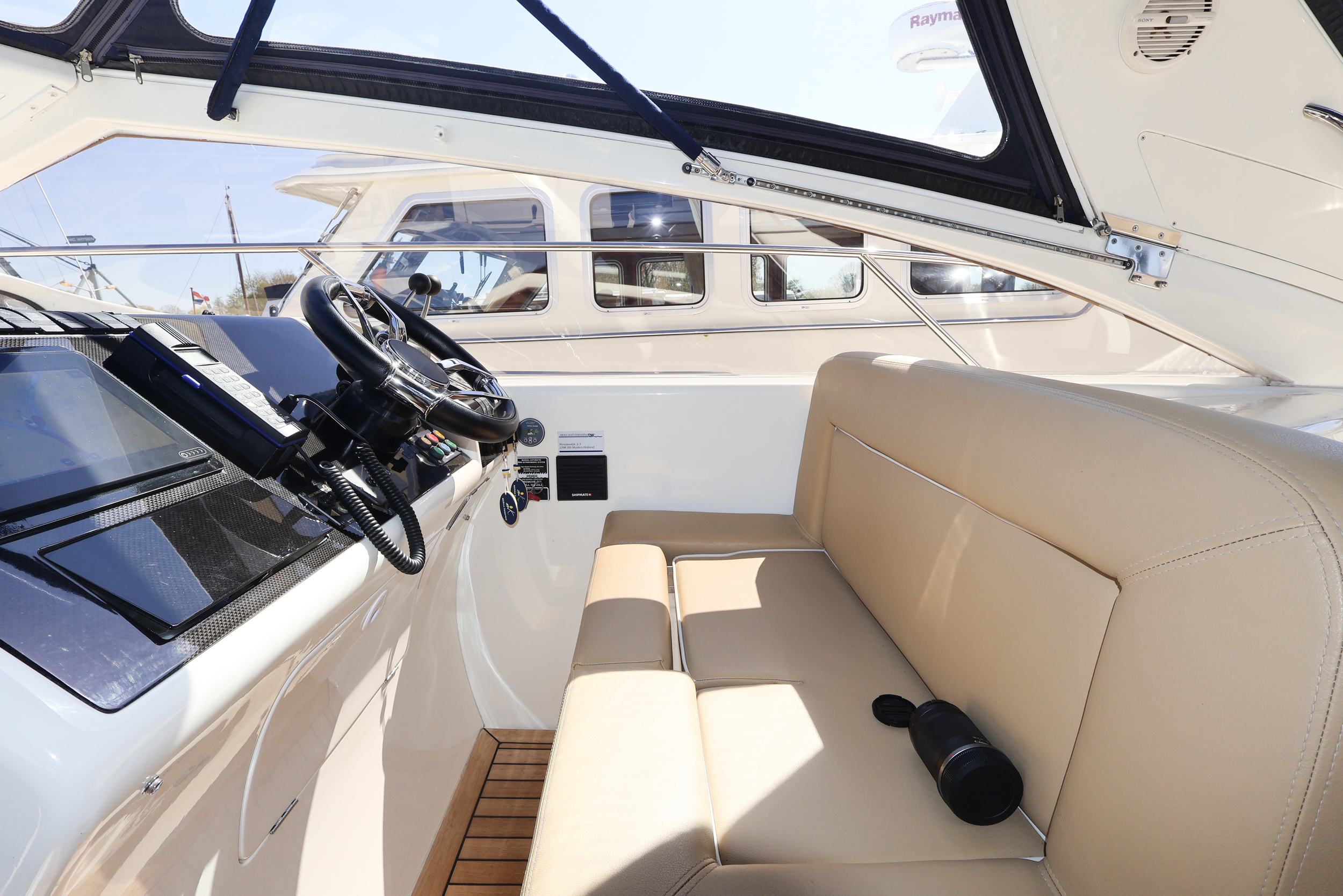 Princess V42 — foto 6 van 42