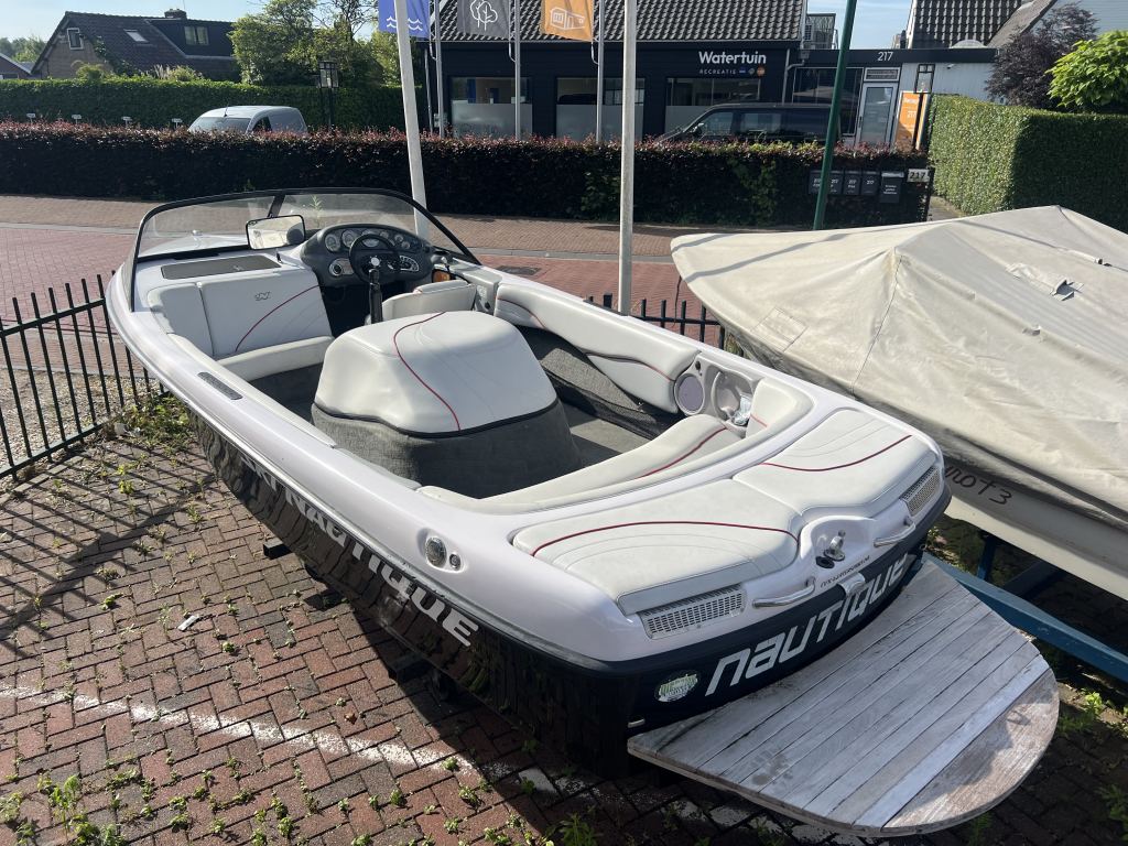 Ski Nautique 196 CB PCM Excalibur 330 2003 — foto 4 van 20