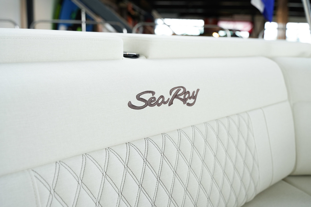 Sea Ray SLX 250 — foto 42 van 57