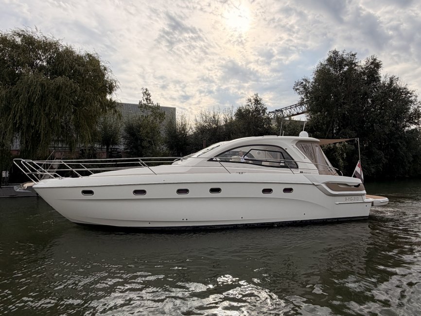 Bavaria Yachtbau GmbH Bavaria 43 HT — foto 3 van 12