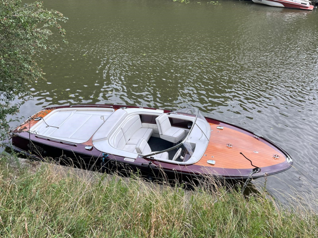 Boesch 680 Costa Brava de Luxe