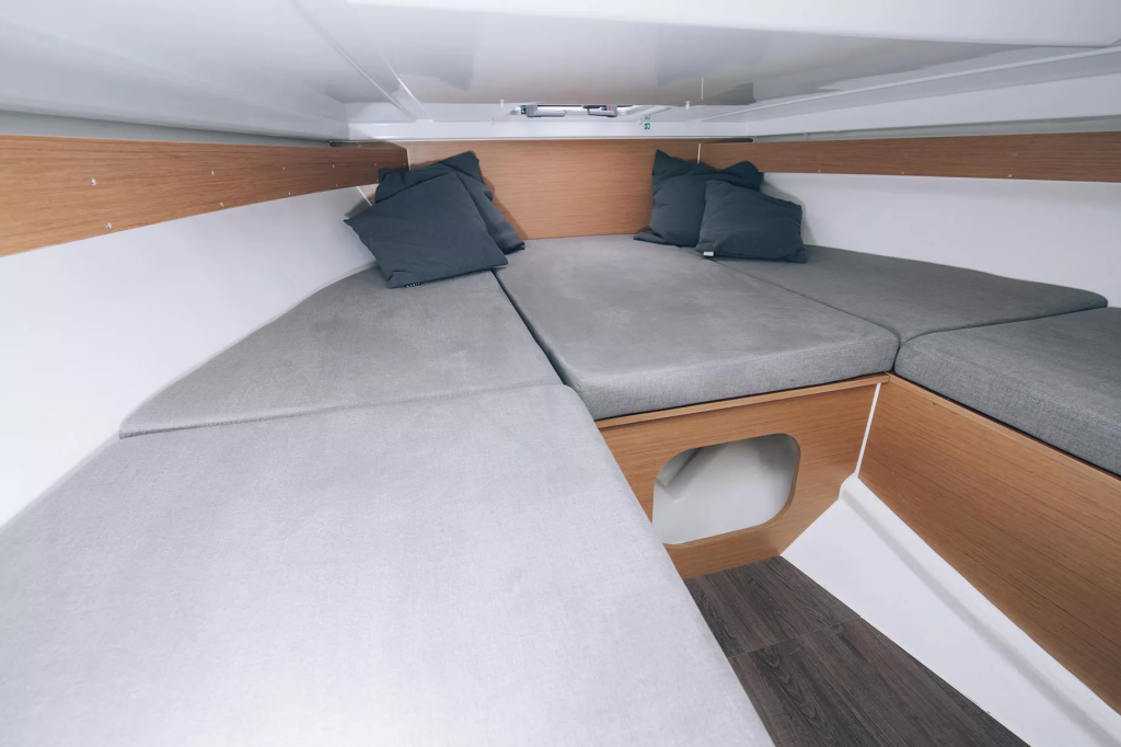 Beneteau Flyer 7 Sundeck | Samenstellen vanaf €39.783,- — foto 6 van 9