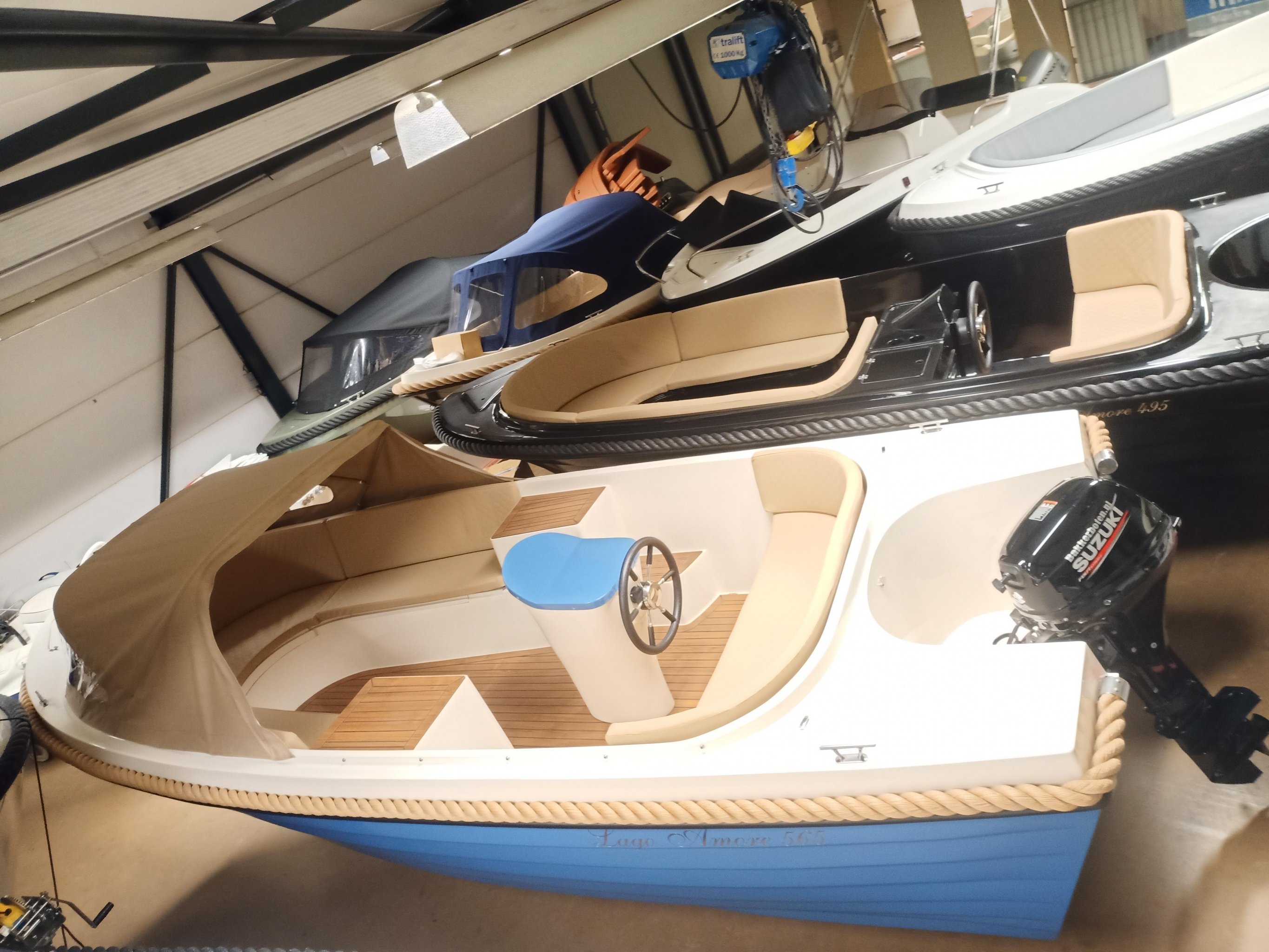 Lago Amore 565 nieuw, 9.9pk Suzuki efi — foto 11 van 30