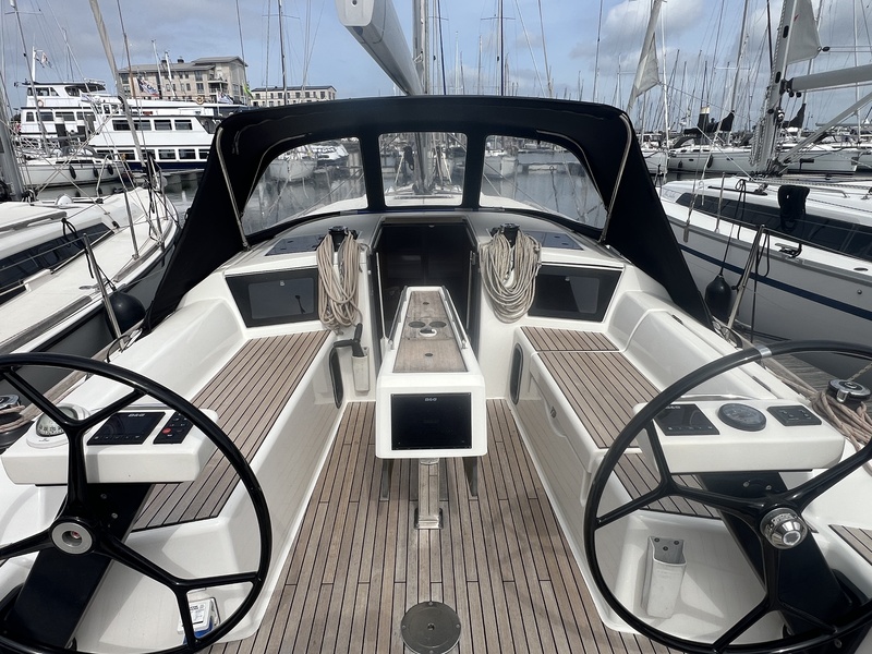 Dufour 360 GL — foto 21 van 45