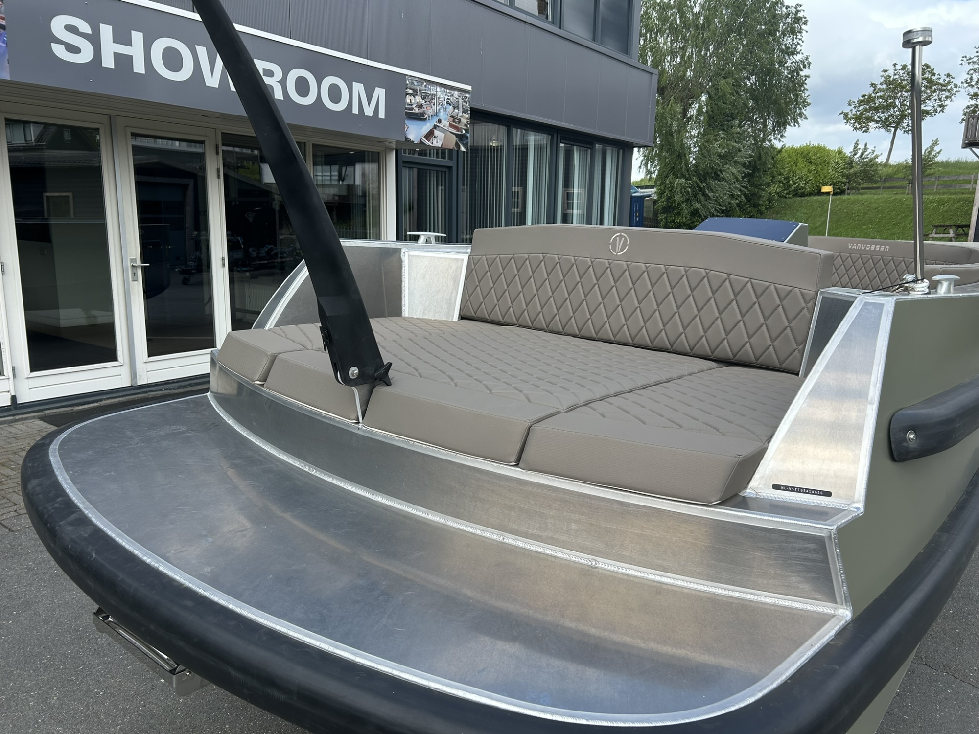 Van Vossen VanVossen E-tender 650 E-propulsion 6kW — foto 3 van 6