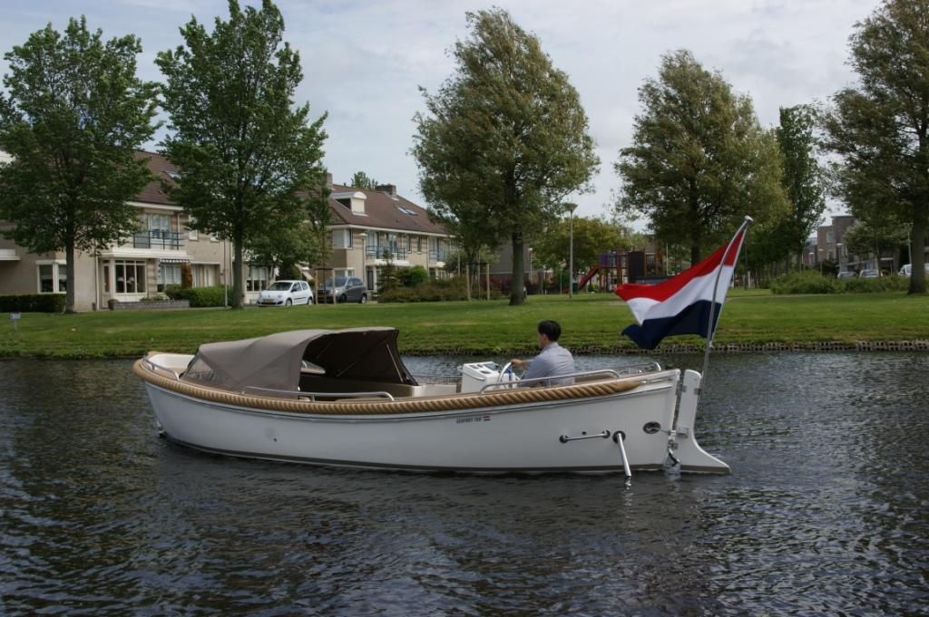 Seafury 760