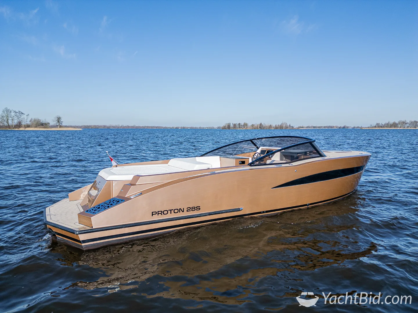 Proton Yachts — foto 3 van 8