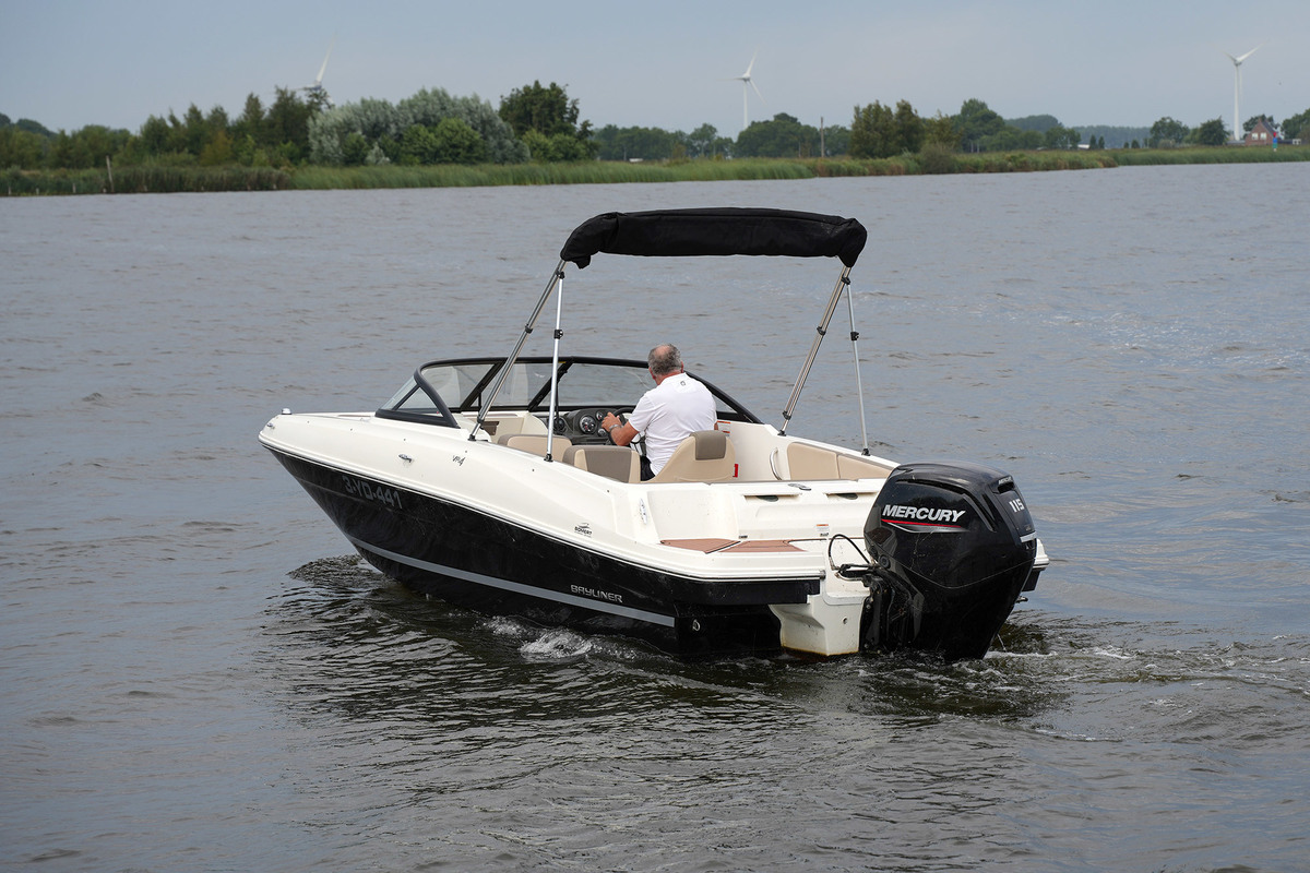 Bayliner VR4 — foto 10 van 36