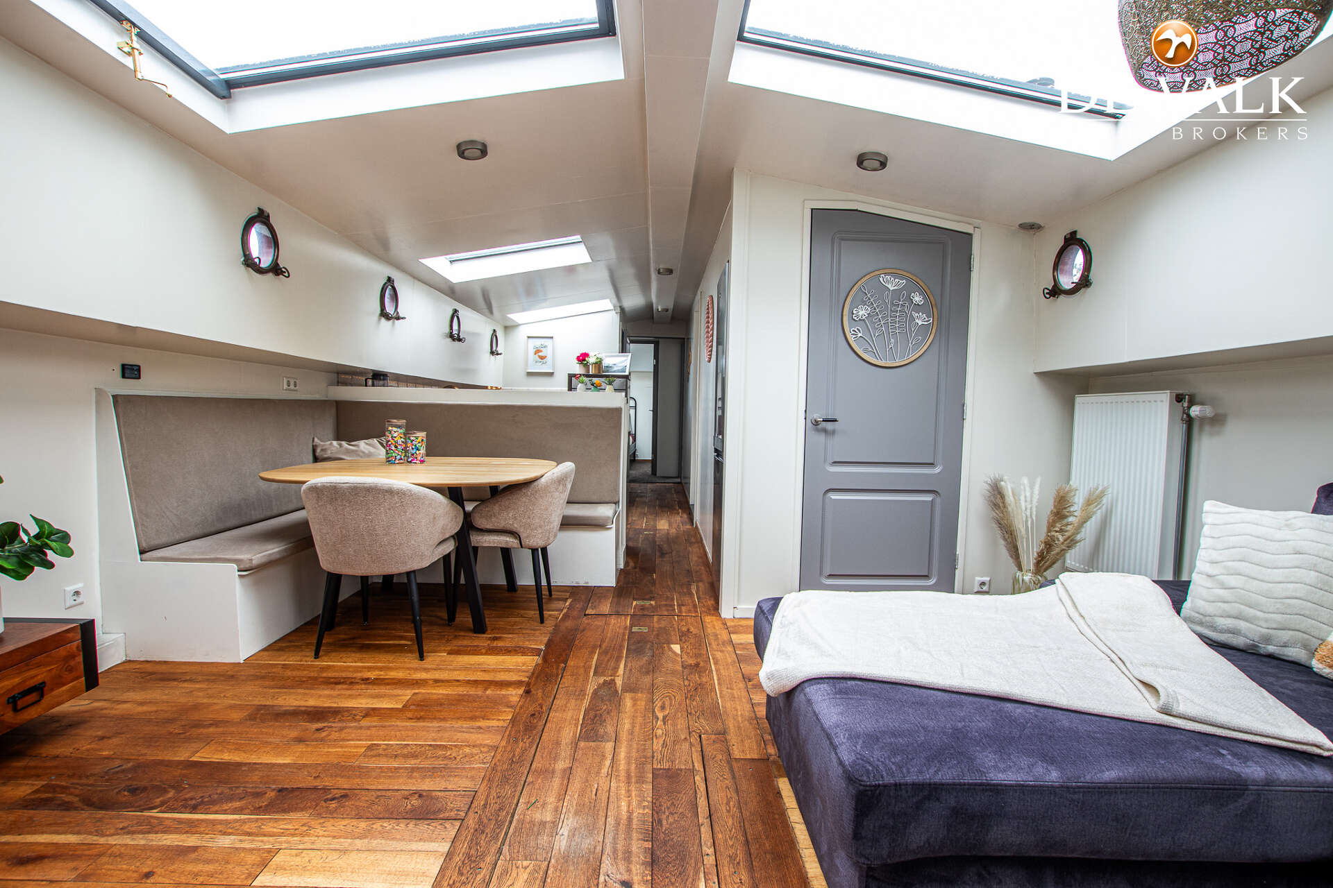 Luxe motor 28M — foto 27 van 44