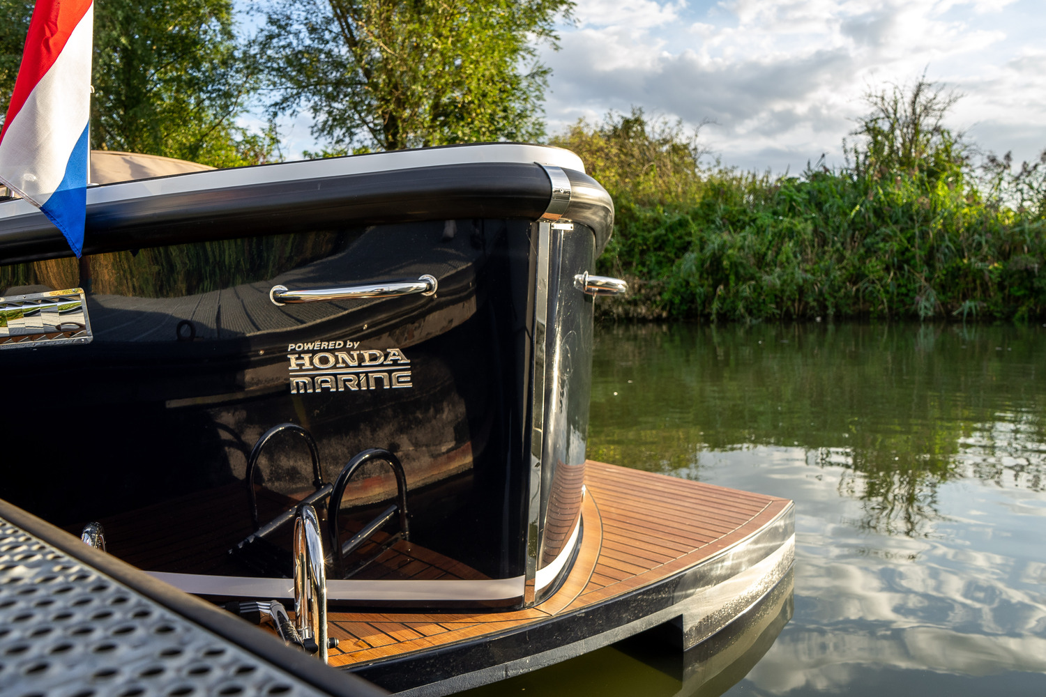 Maxima Boats 650 Flying Lounge — foto 13 van 16
