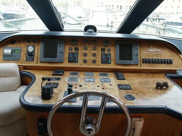 Elegance 82 — foto 1 van 1