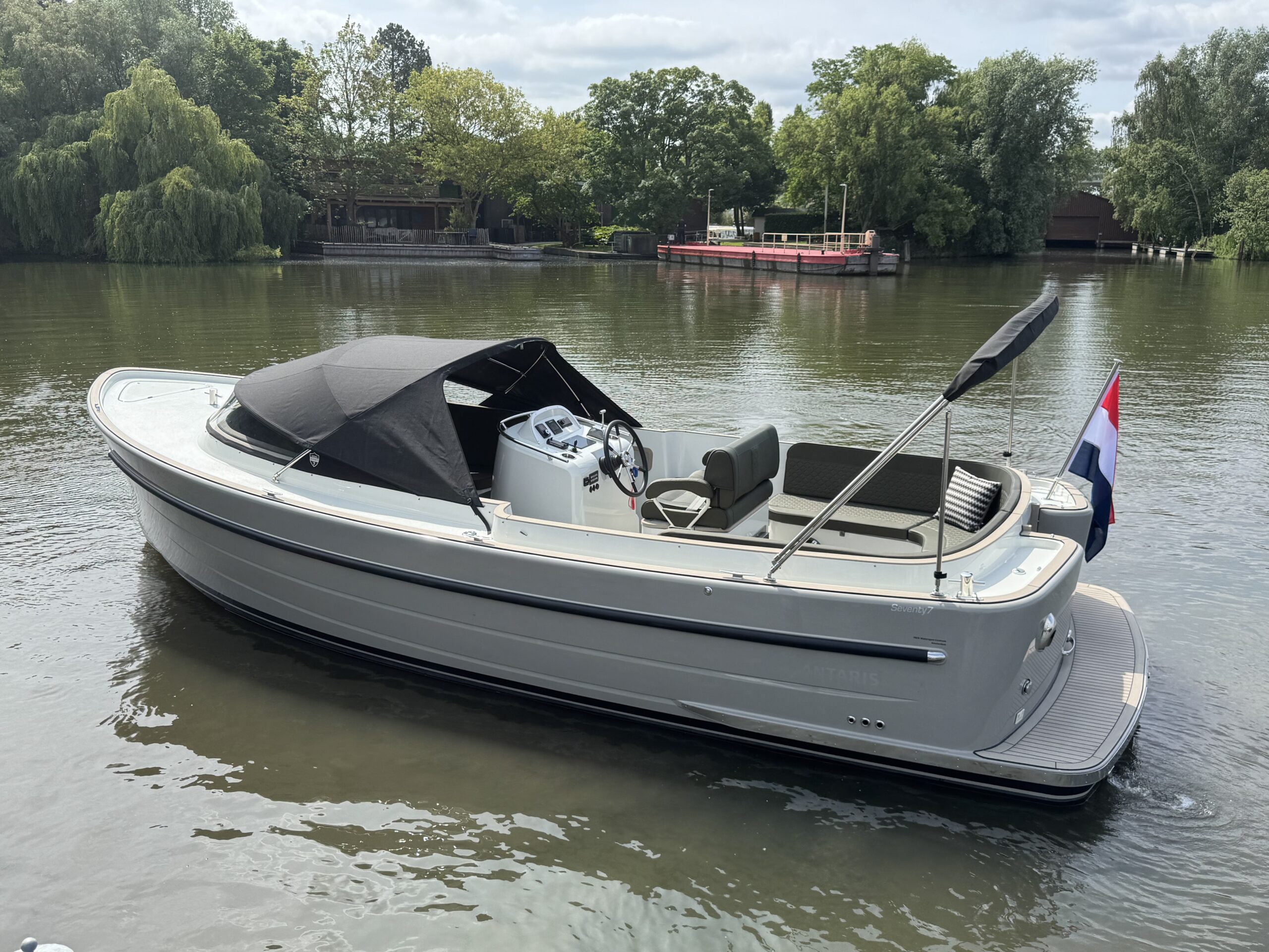 Antaris Seventy7 Sport (luxe uitvoering) — foto 12 van 44